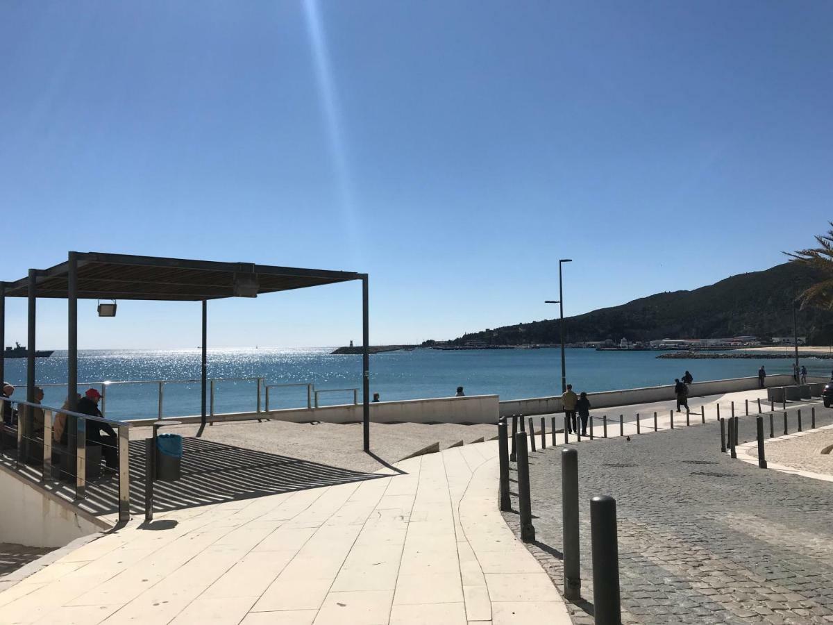 Blue Bay Beach Apartment Sesimbra Exteriör bild